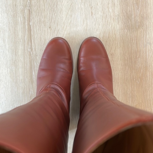 Louboutin Cate Chained Cognac Leather Riding Boots - 38.5 - Picture 4 of 9